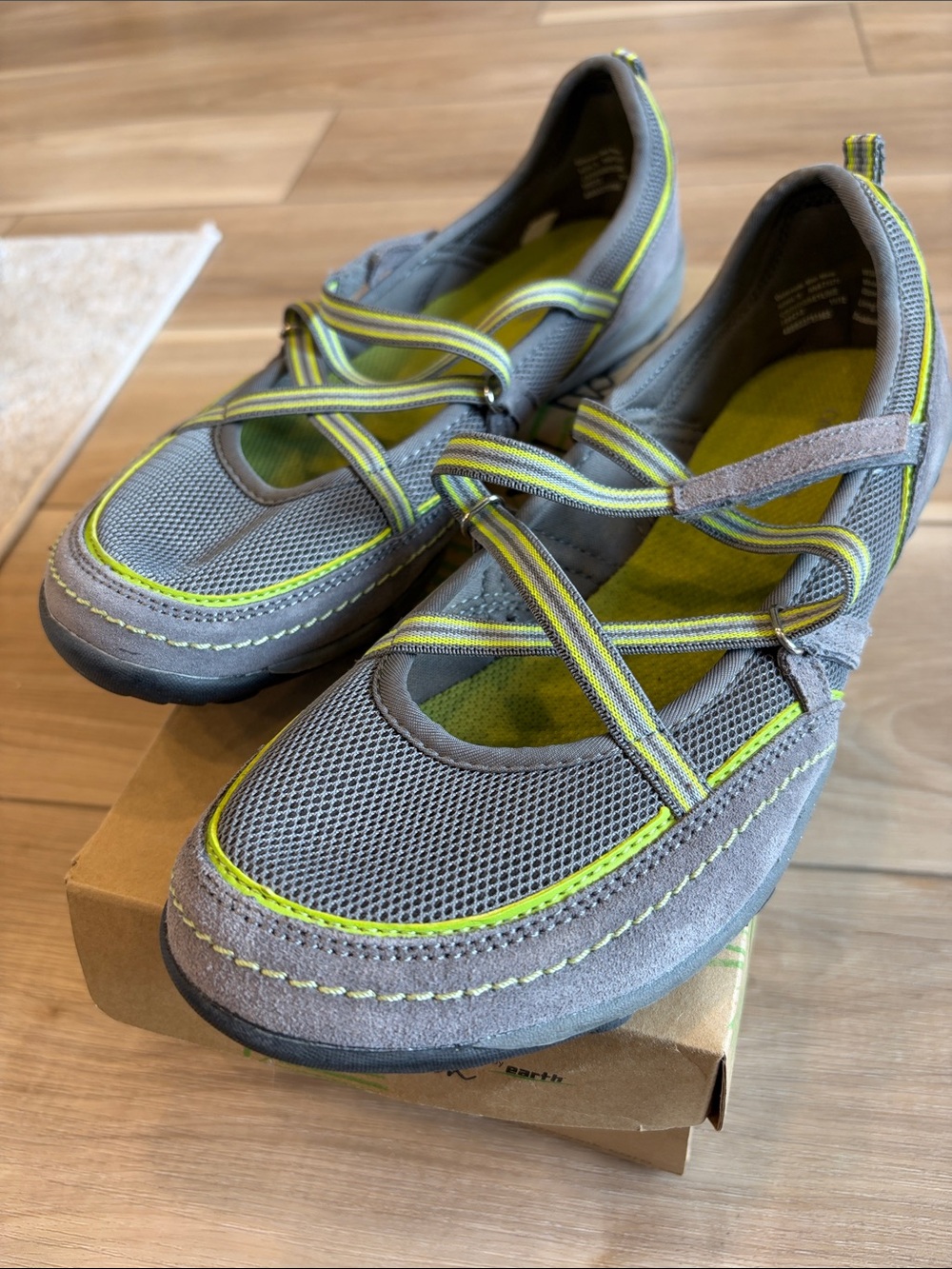 croft & barrow Gray and Lime Mary Jane Flats